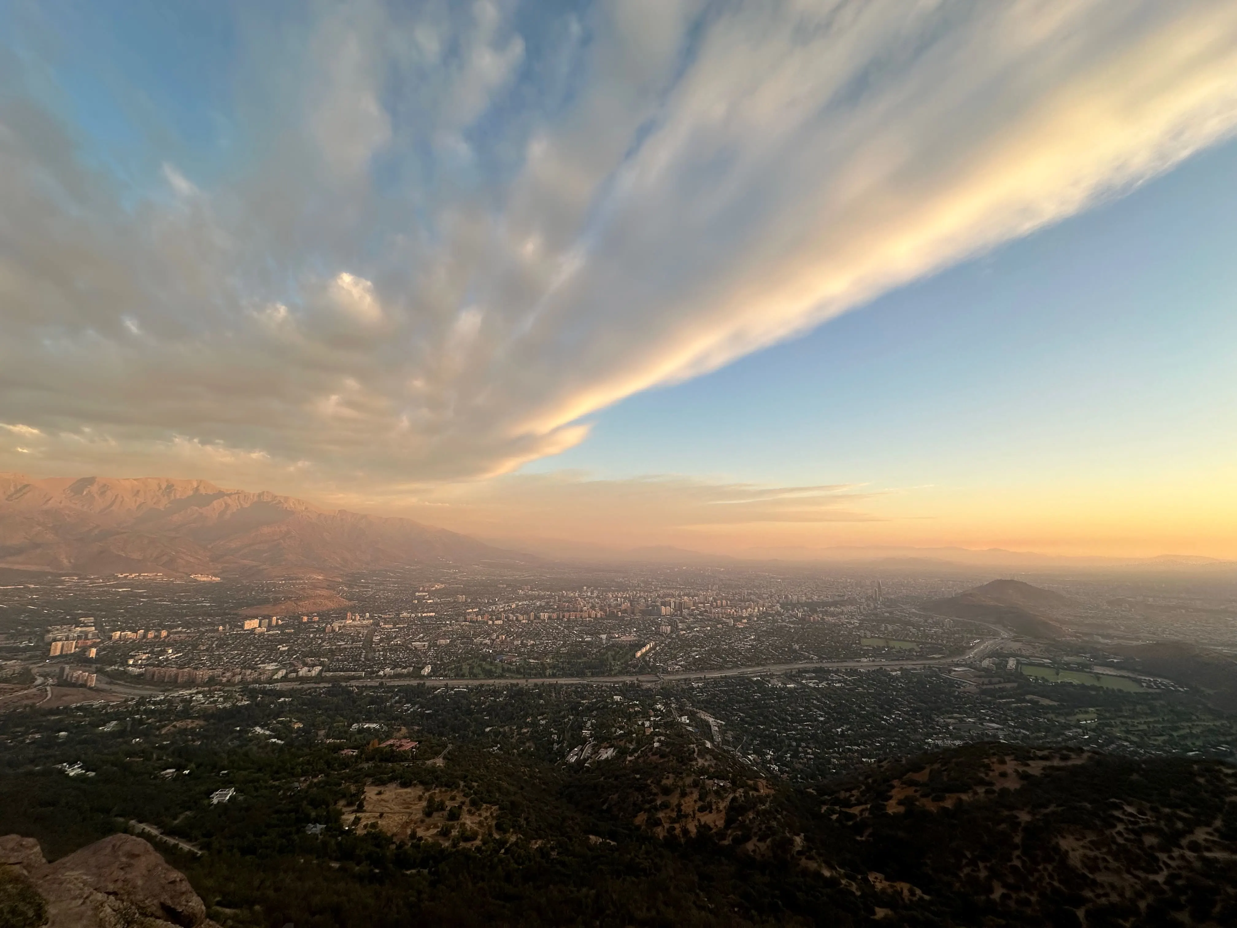 Cerro Manquehuito panoramic Santiago views from summit with easier difficulty