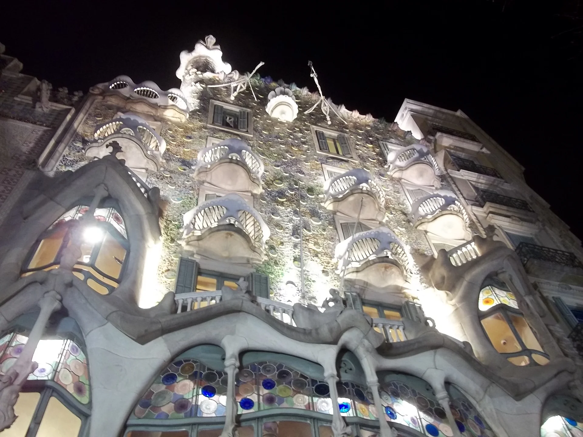 The undulating facade of Gaudí's Casa Batlló on Passeig de Gràcia in Barcelona