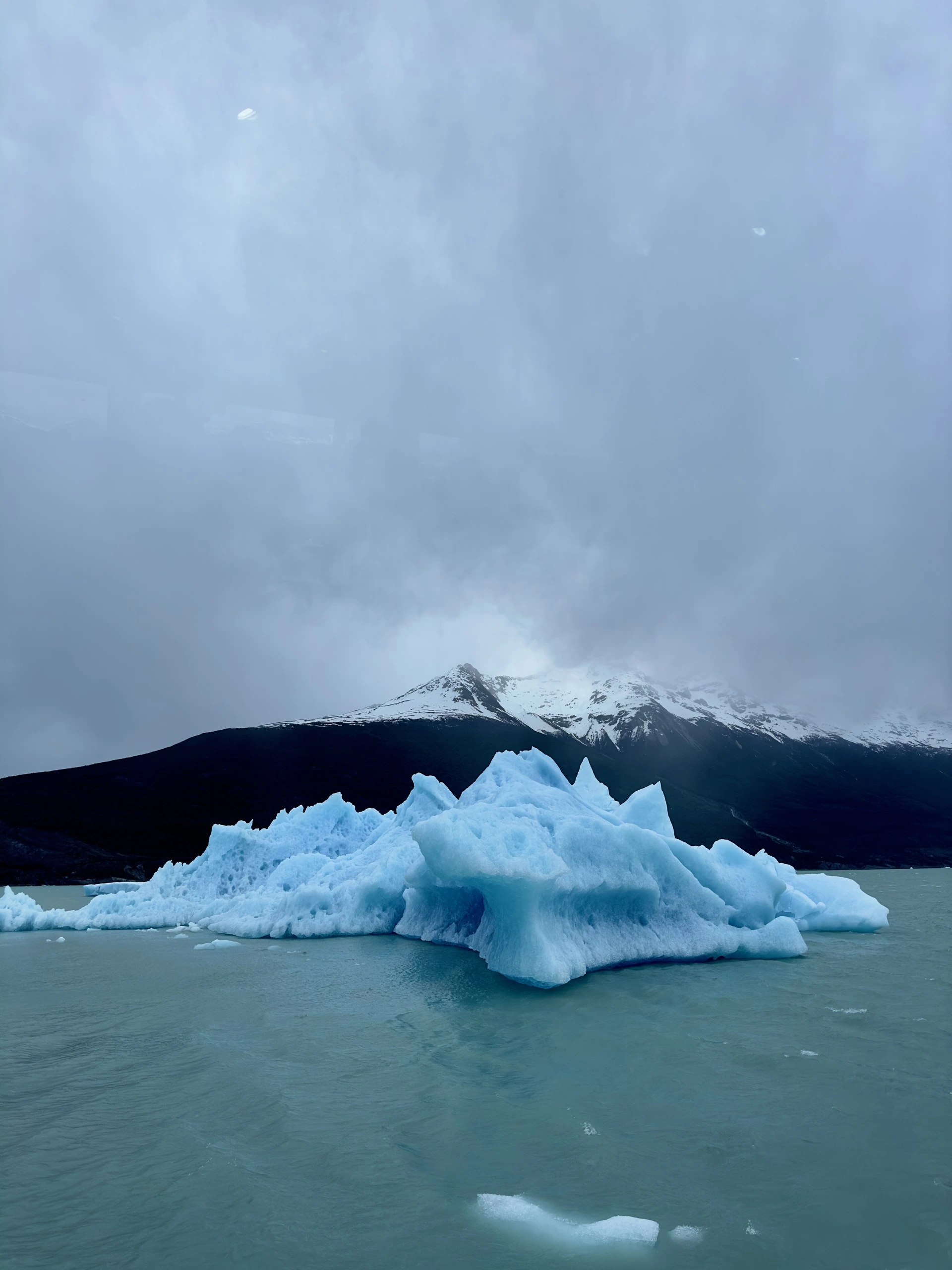 Iceberg on Lago Argentino