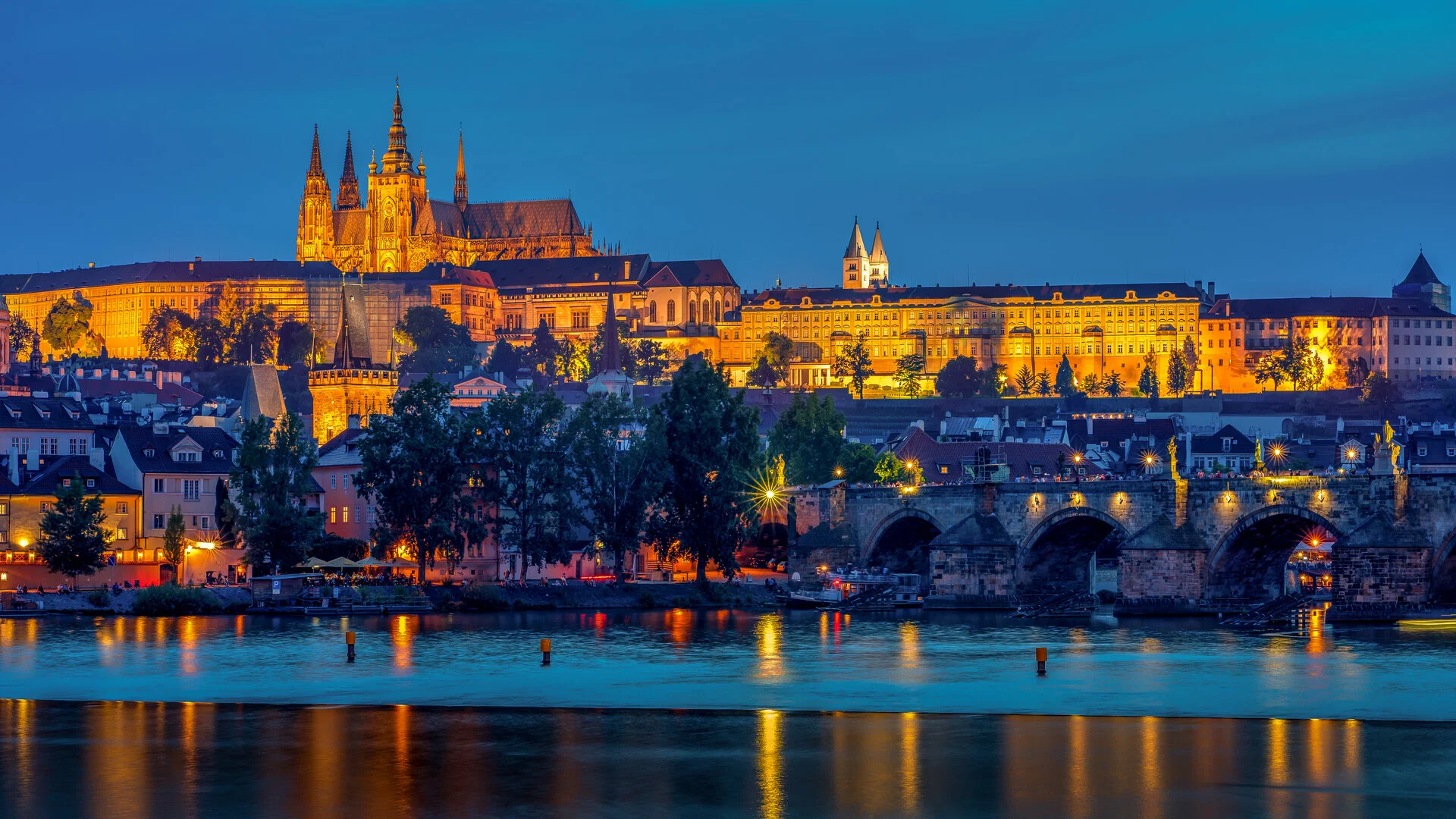 Dónde Alojarse en Praga: Mejores Zonas y Hoteles 2026